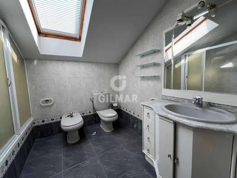 Chalet Adosado en Fuencarral (Valverde) - Madrid