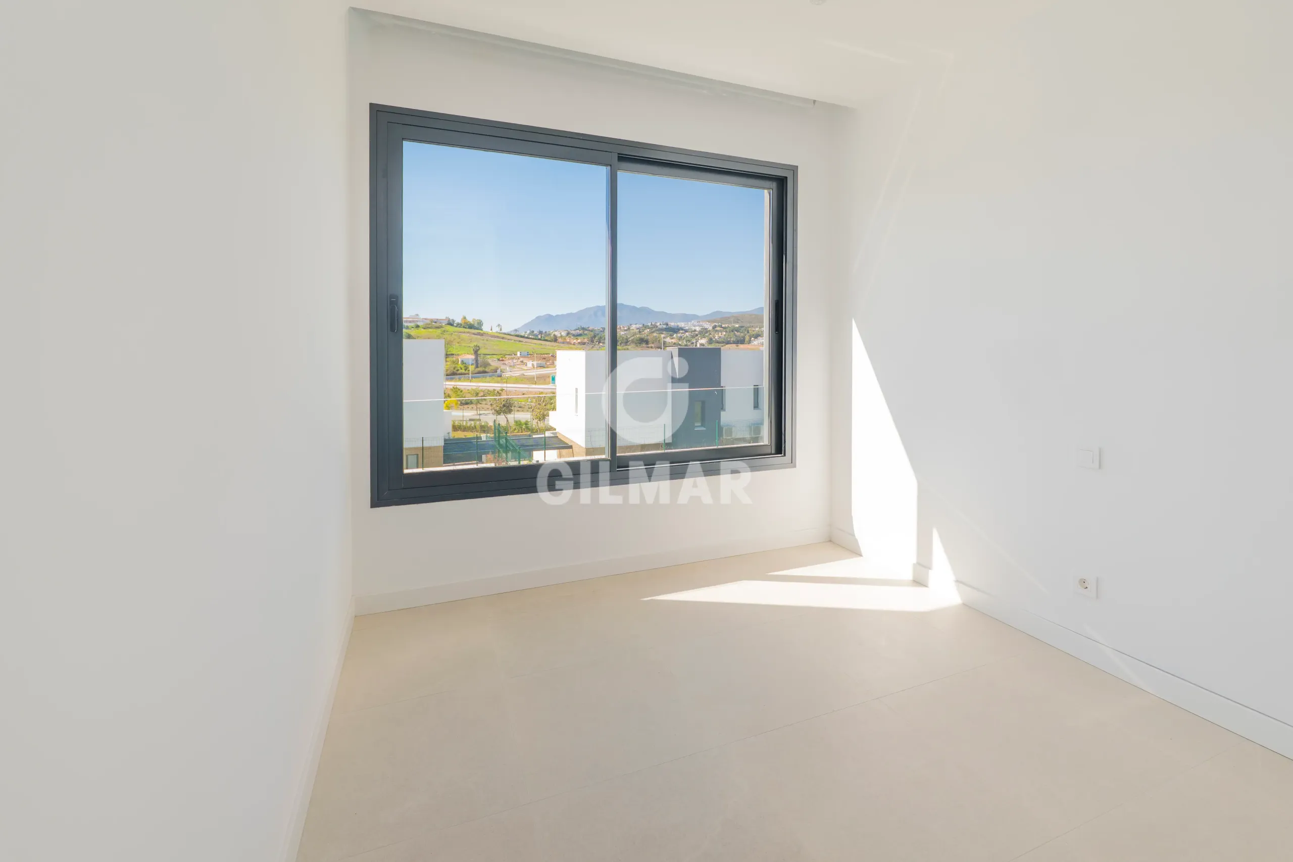 Semi-detached house in Estepona Este - Málaga