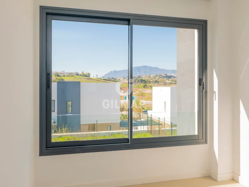 Semi-detached house in Estepona Este - Málaga