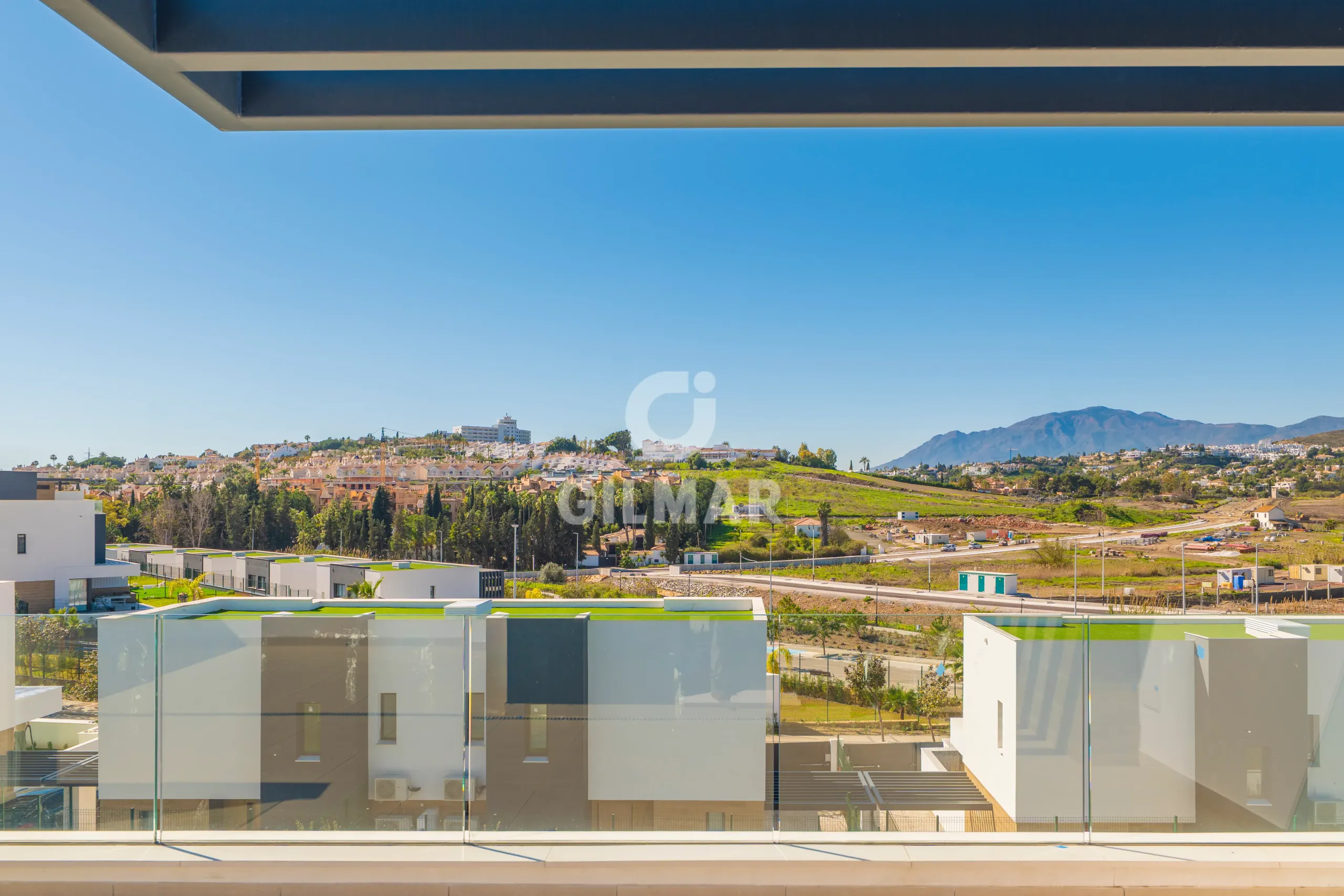 Semi-detached house in Estepona Este - Málaga