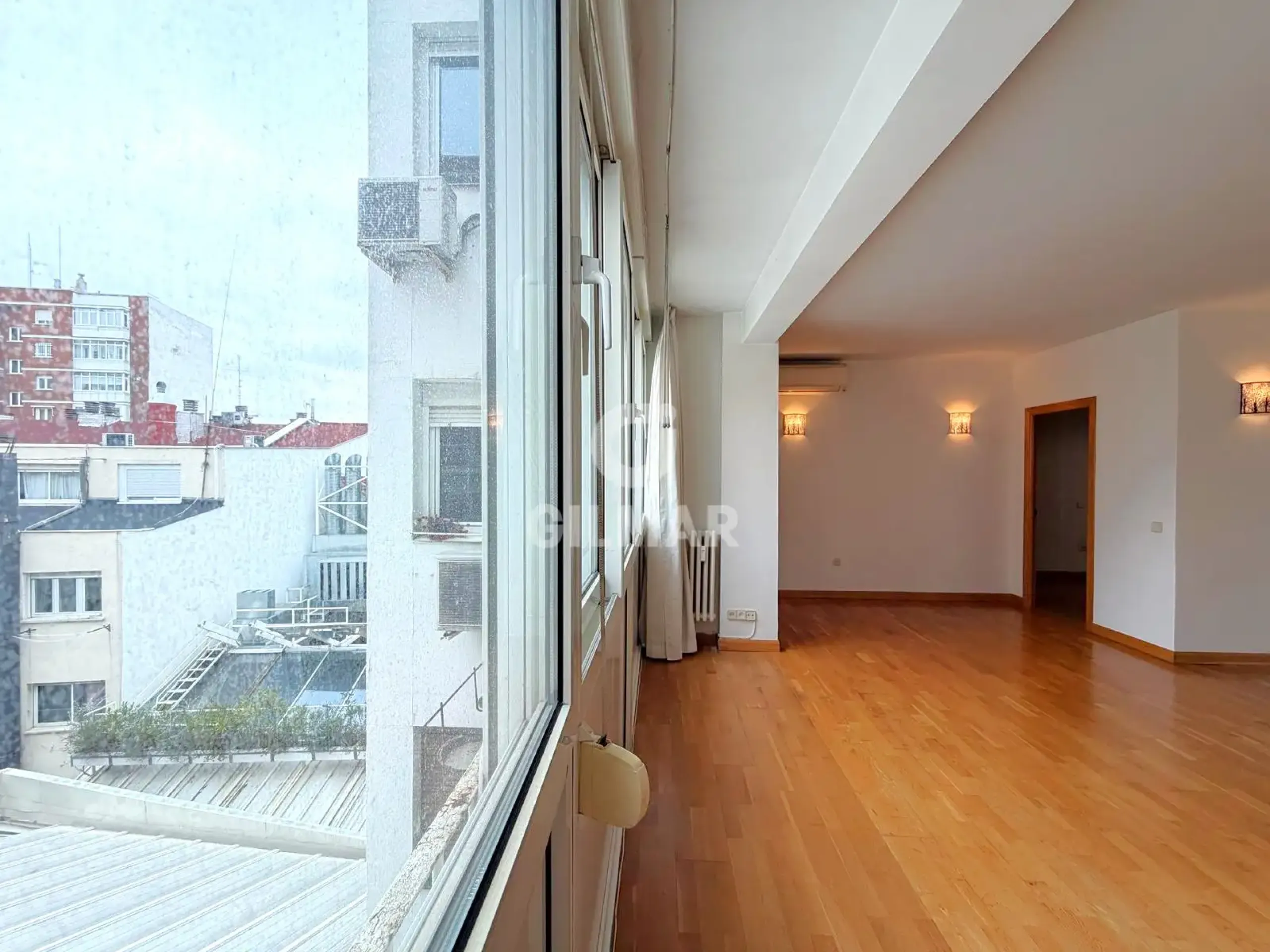 Apartment in Ciudad Jardín (Madrid) - Madrid