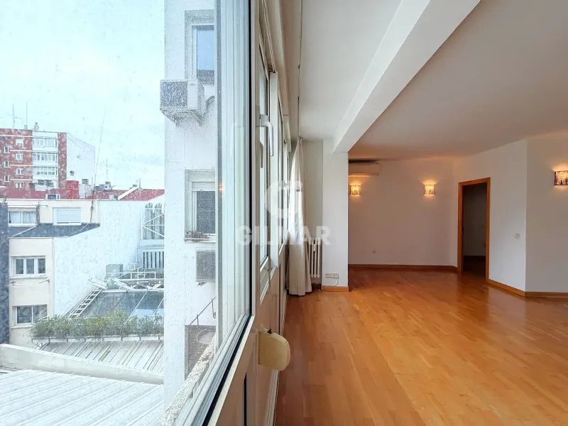 Apartment in Ciudad Jardín (Madrid) - Madrid