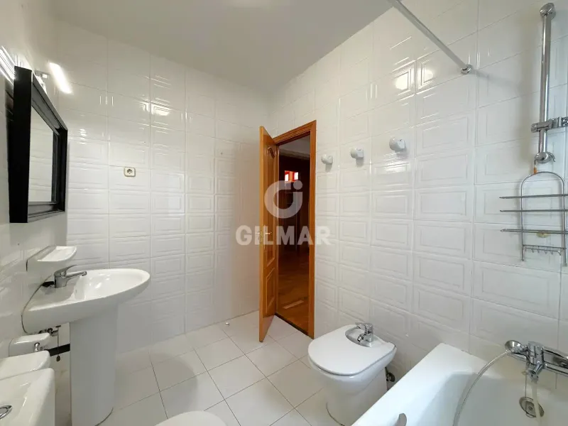 Apartment in Ciudad Jardín (Madrid) - Madrid