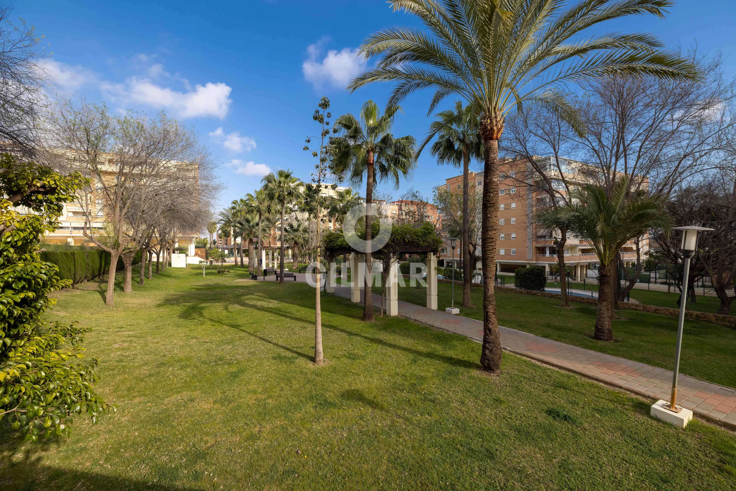 Penthouse in Teatinos - Málaga