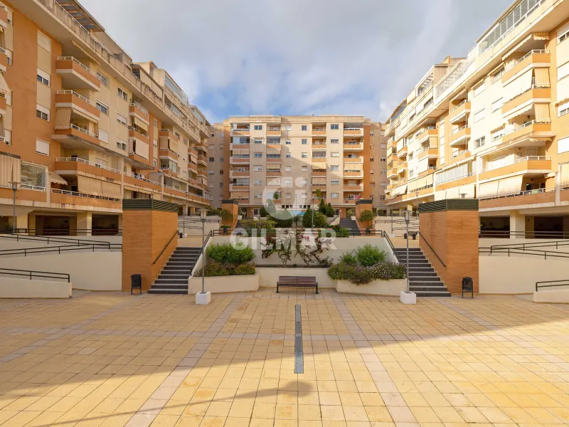 Penthouse in Teatinos - Málaga