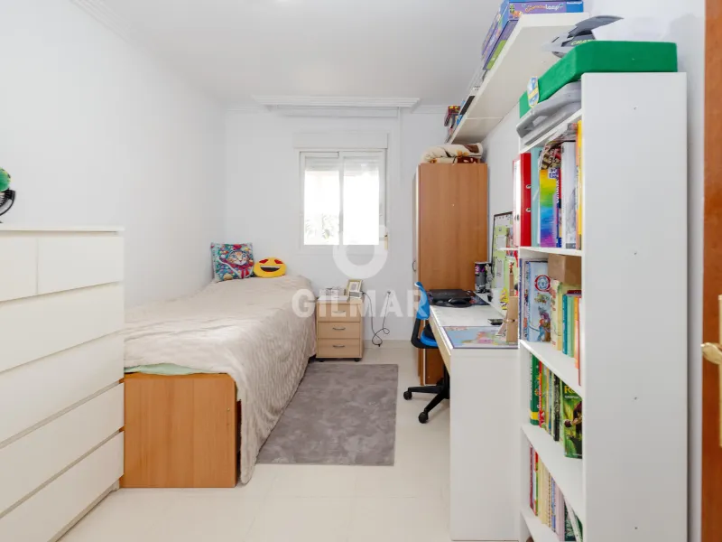 Penthouse in Teatinos - Málaga