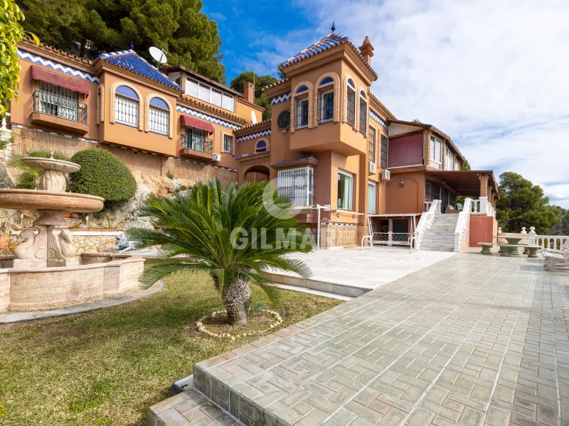 Villa in Málaga Este - Málaga