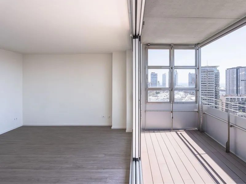 Apartment with Spectacular Views and Private Terrace in Diagonal Mar, Barcelona