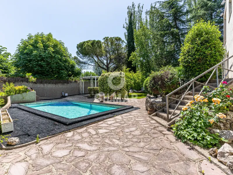 Villa in Majadahonda - Madrid