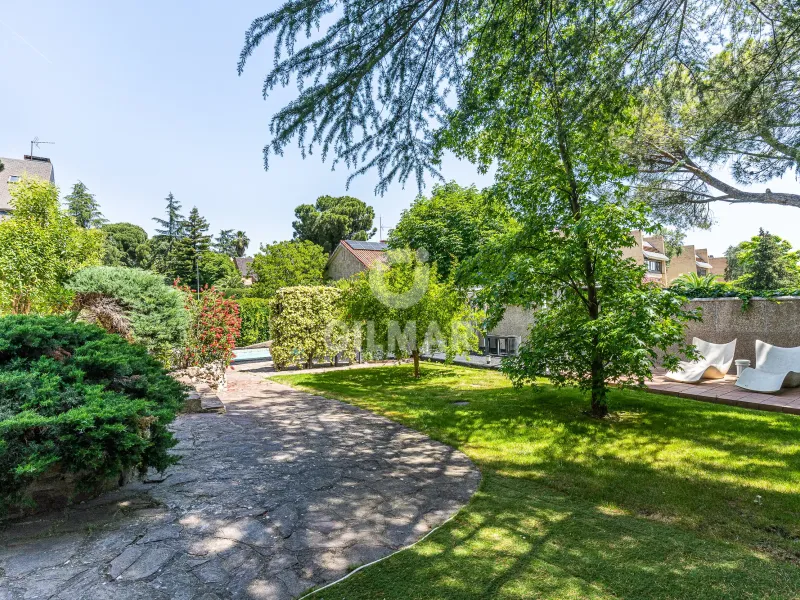 Villa in Majadahonda - Madrid