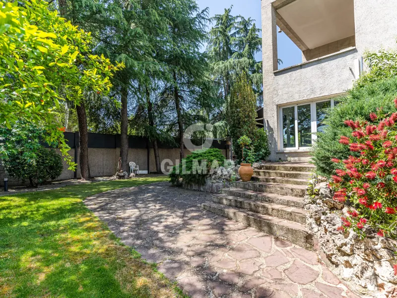 Villa in Majadahonda - Madrid