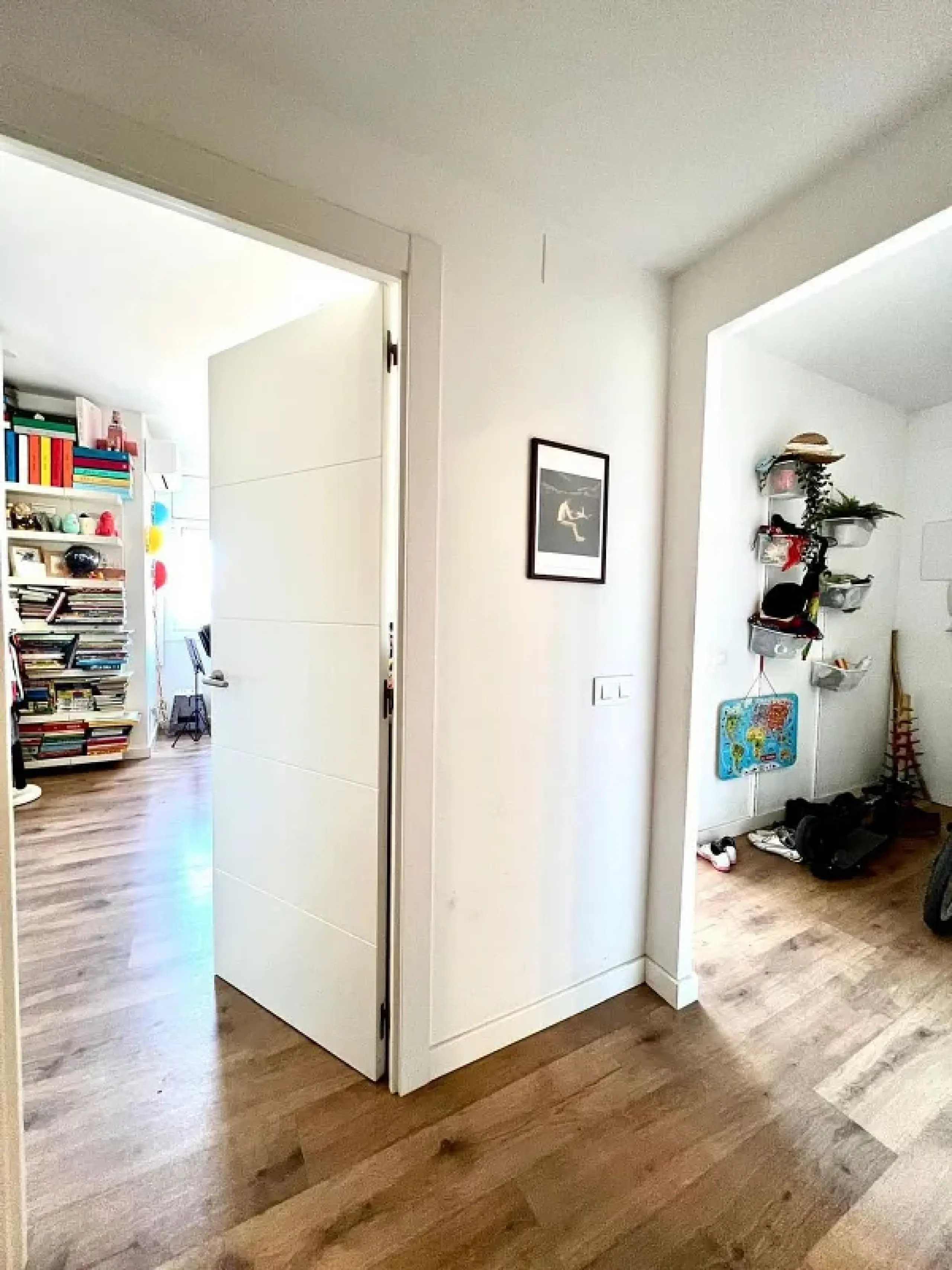 Piso reformado en el corazón de la Rambla del Poblenou, Barcelona
