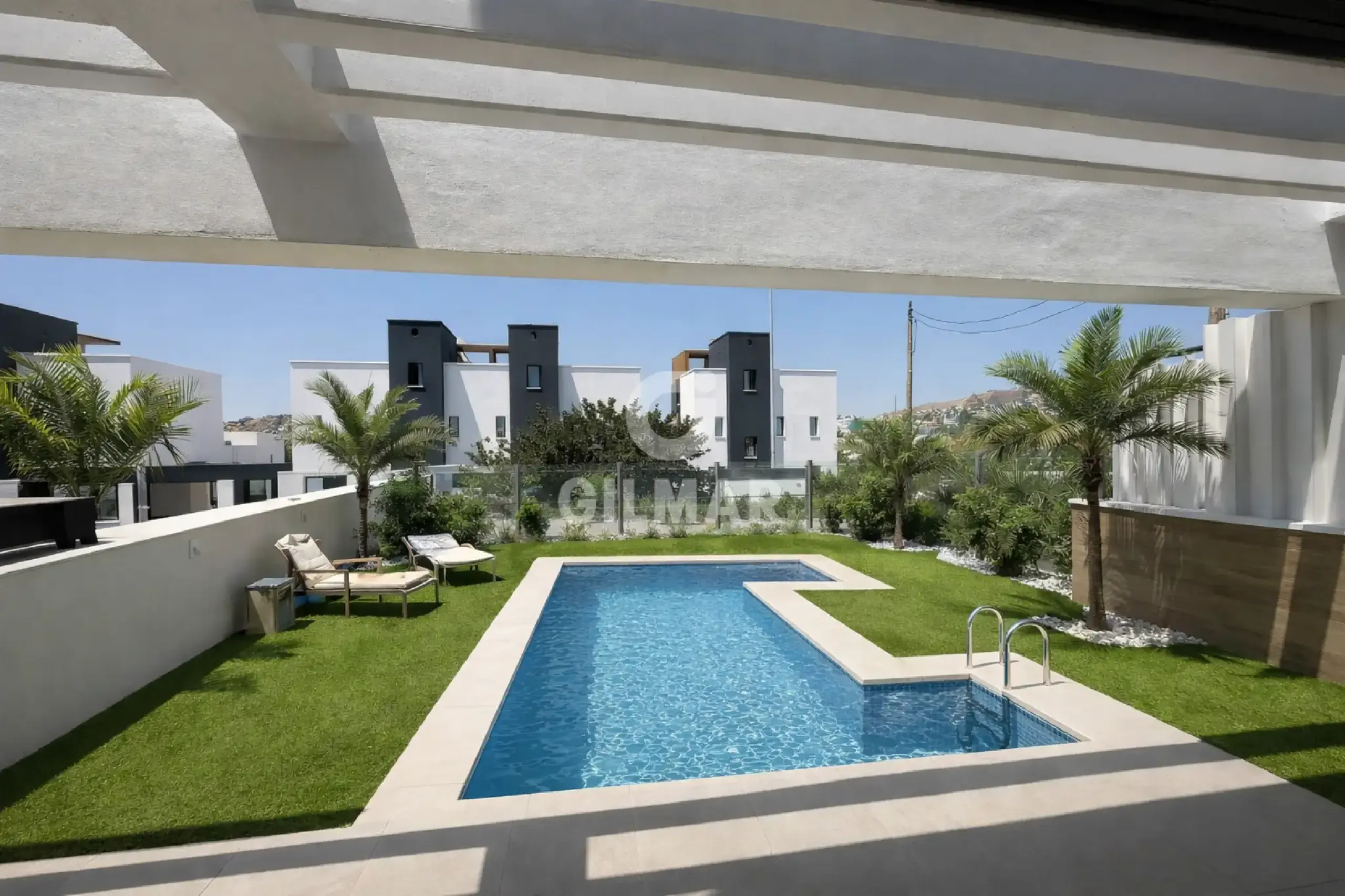Semi-detached house in Estepona Este - Málaga