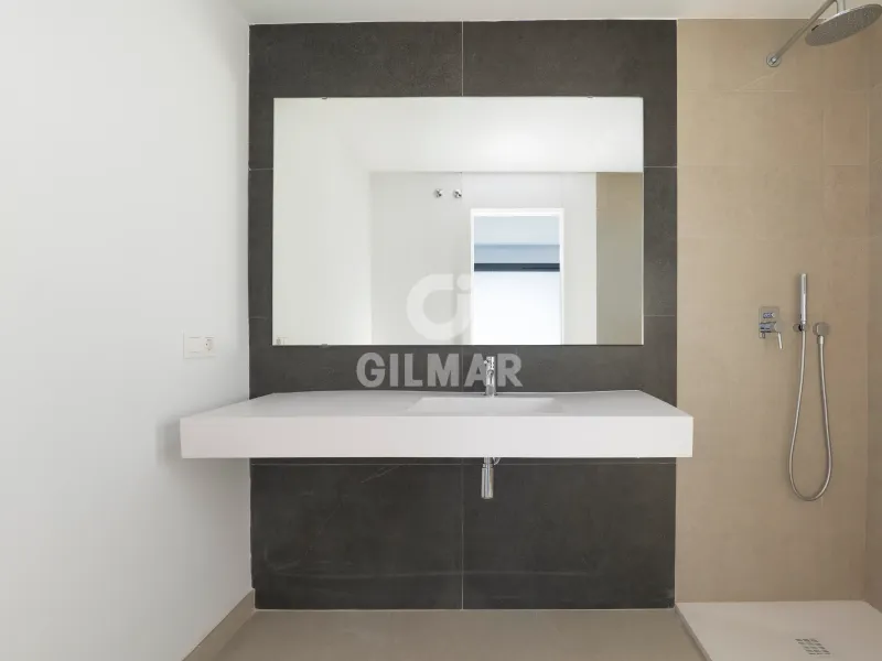 Semi-detached house in Estepona Este - Málaga