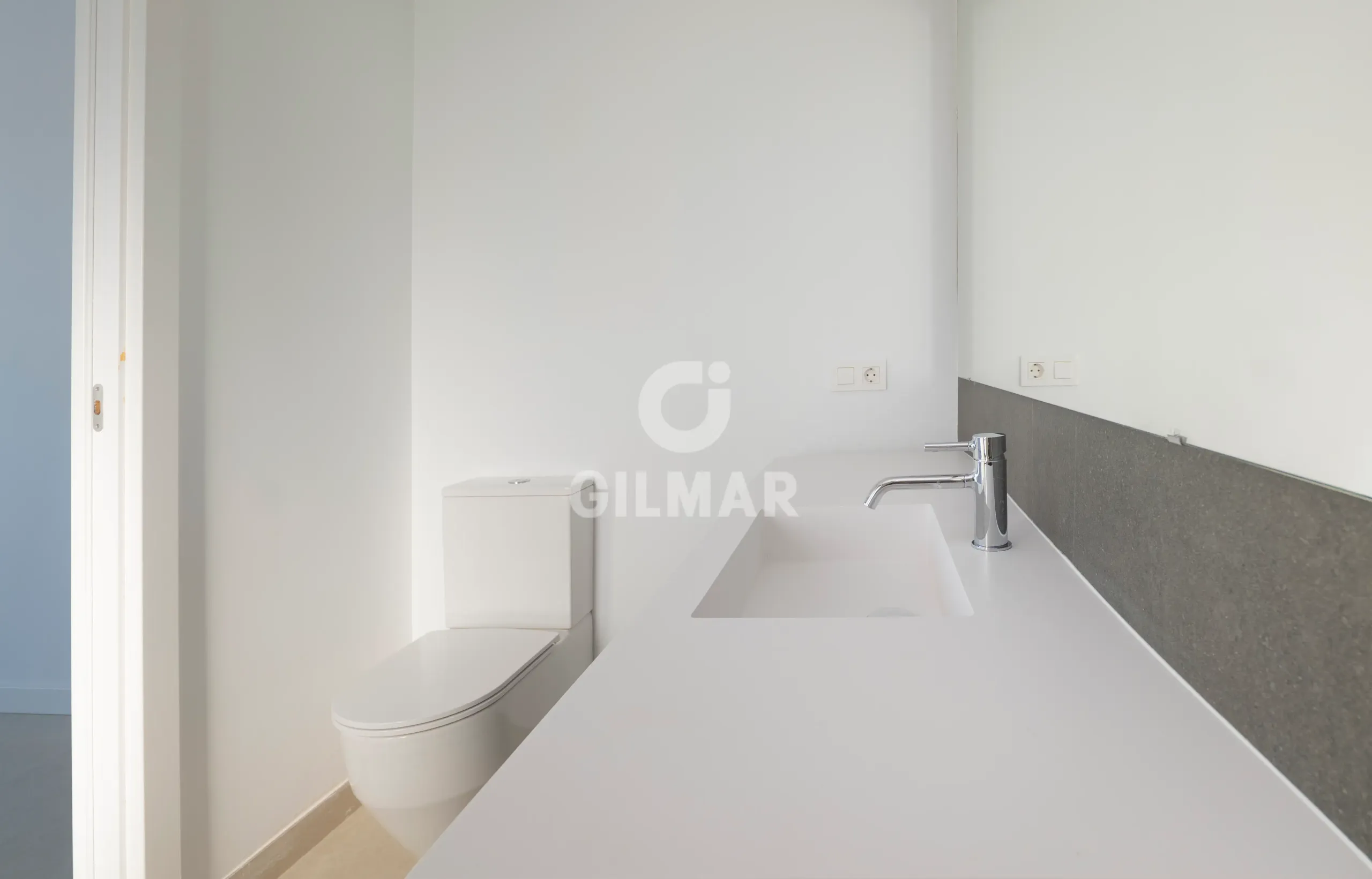 Semi-detached house in Estepona Este - Málaga
