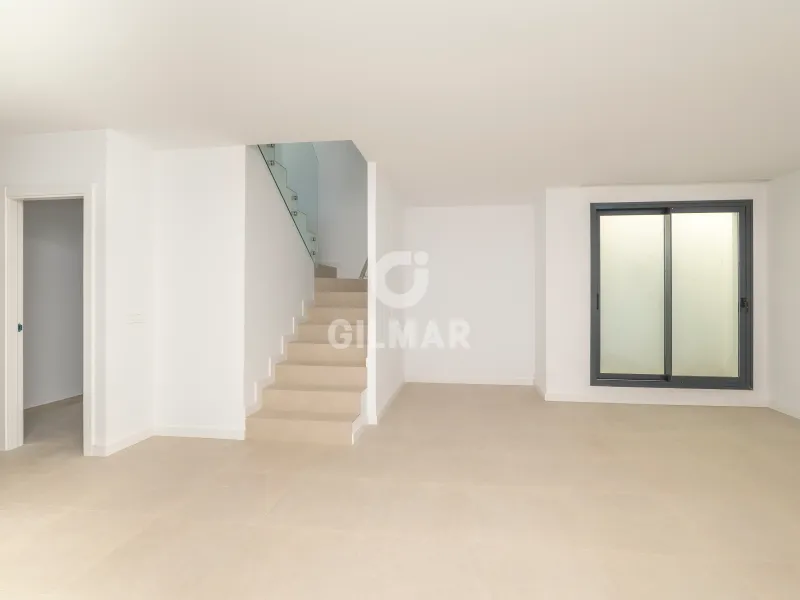 Semi-detached house in Estepona Este - Málaga