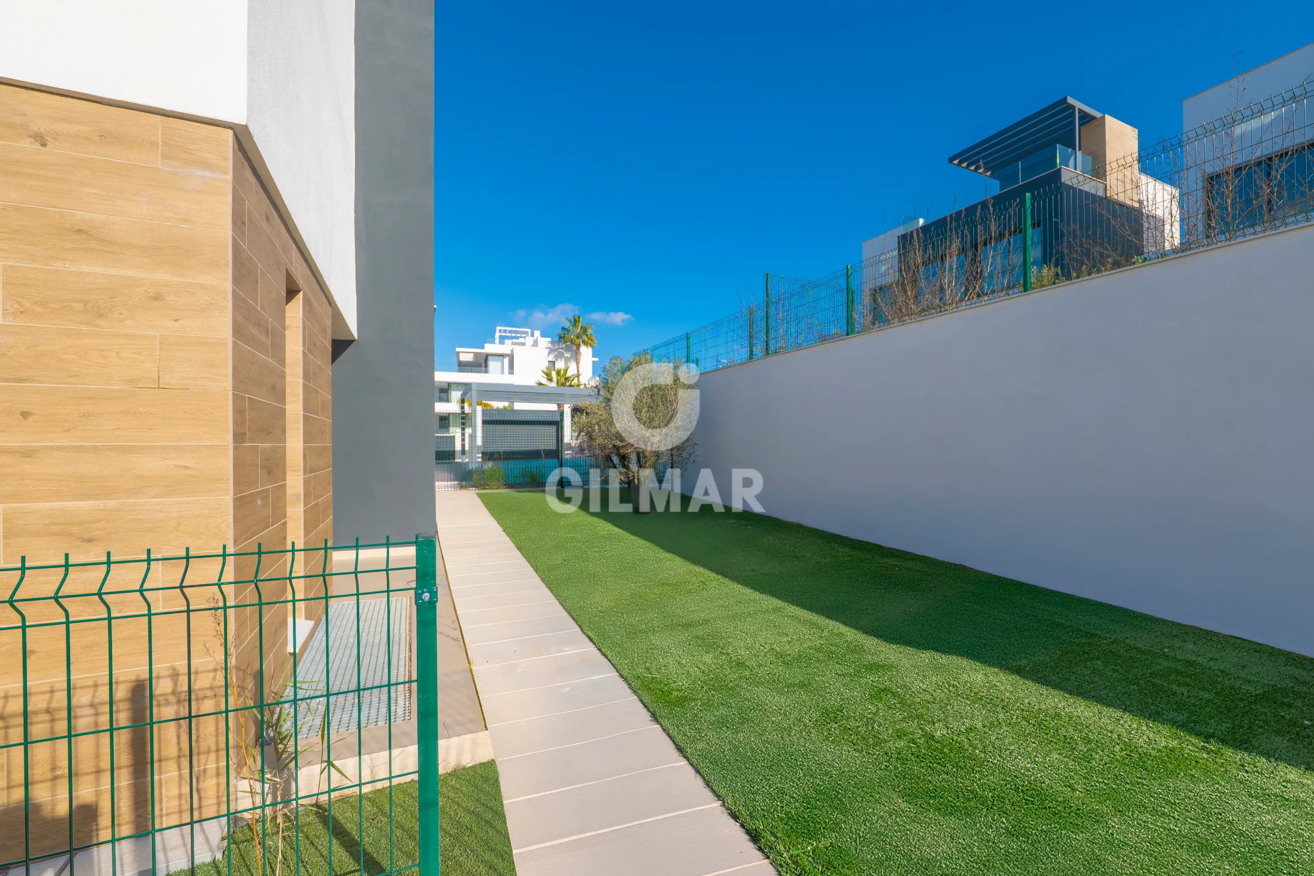 Semi-detached house in Estepona Este - Málaga