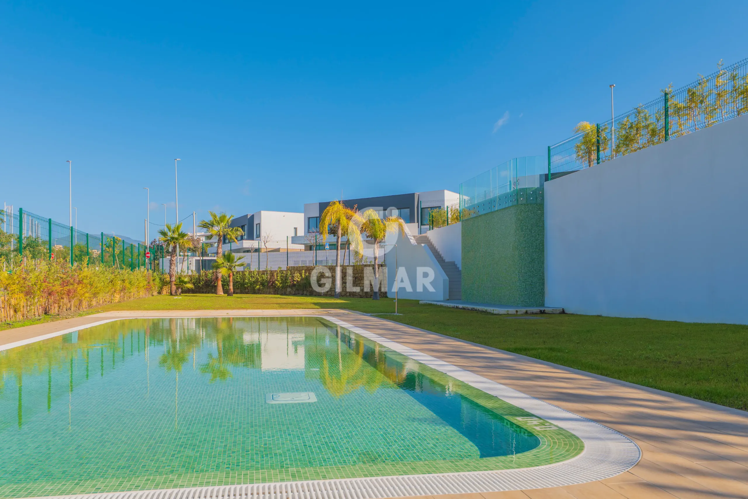 Semi-detached house in Estepona Este - Málaga