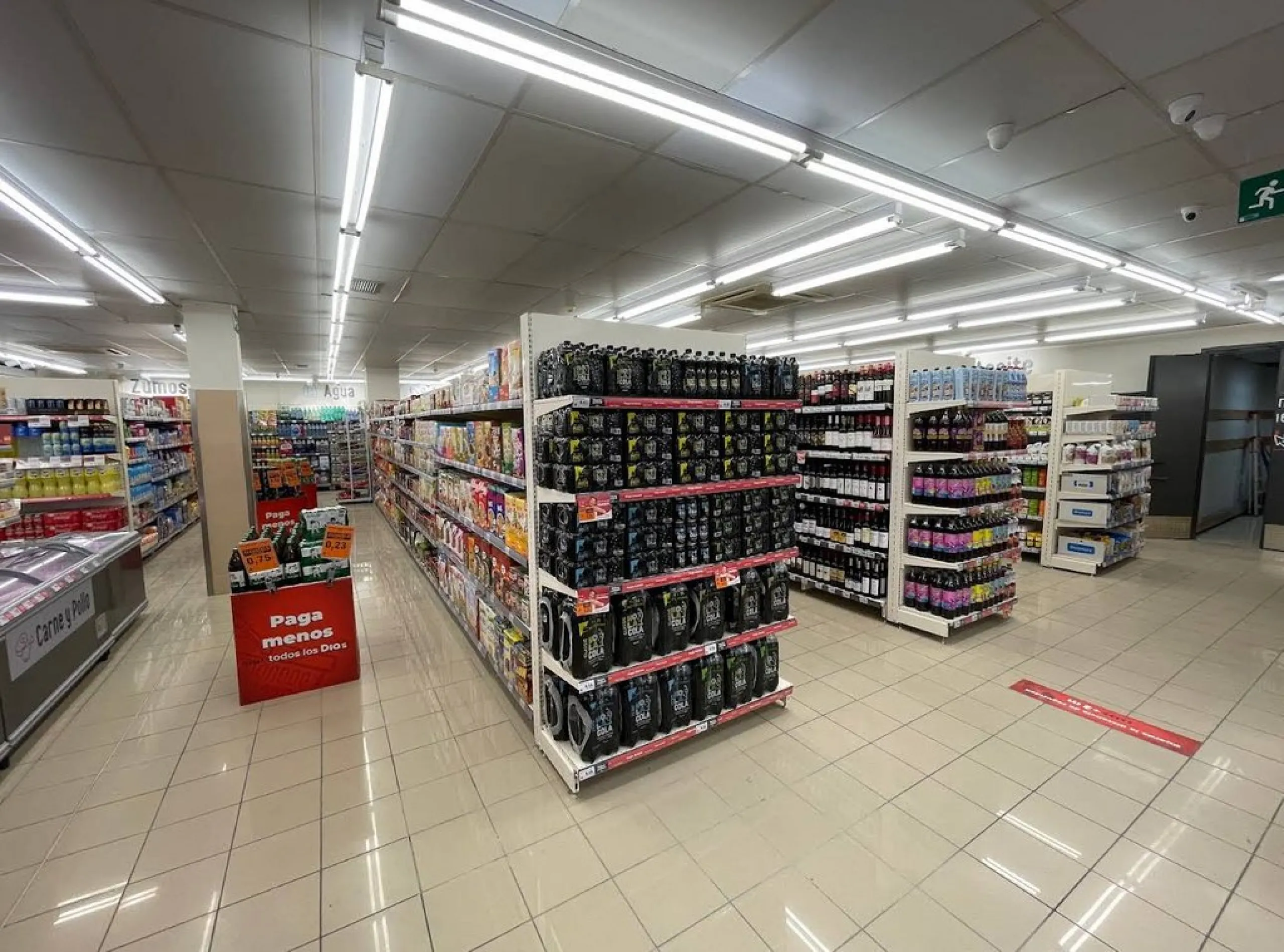 Commercial Property with Tenant (Supermarket) in Madrid