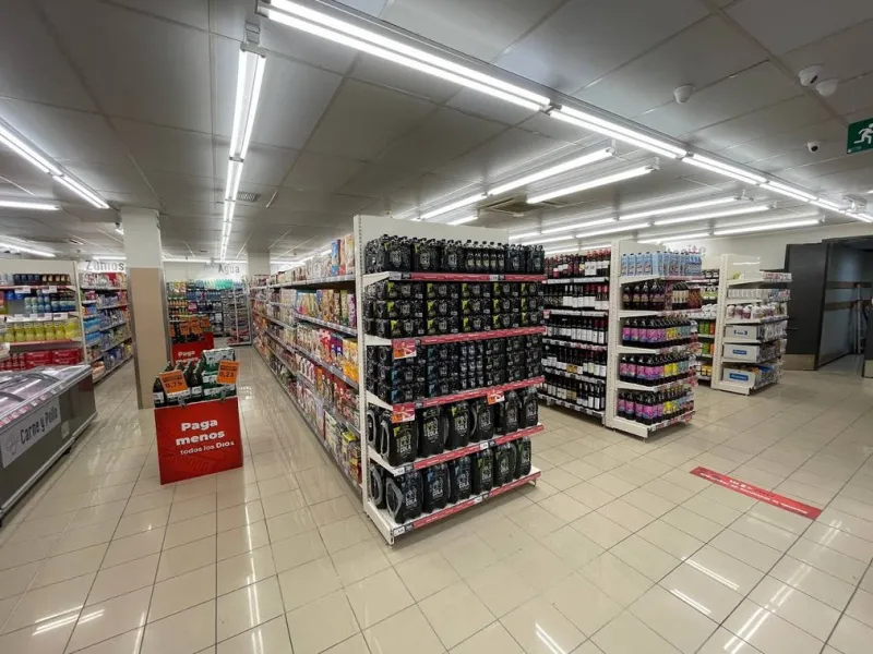 Commercial Property with Tenant (Supermarket) in Madrid