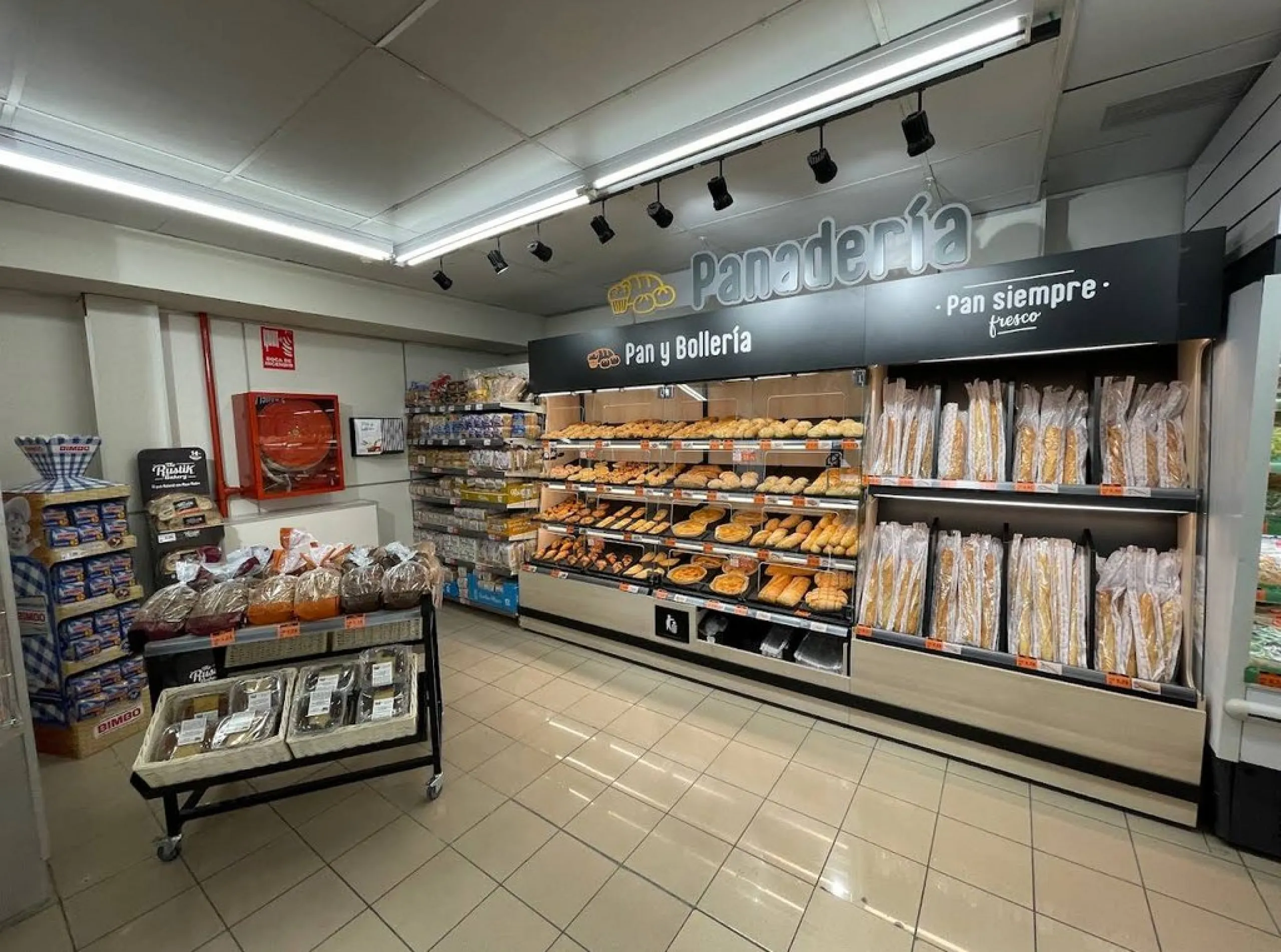 Commercial Property with Tenant (Supermarket) in Madrid