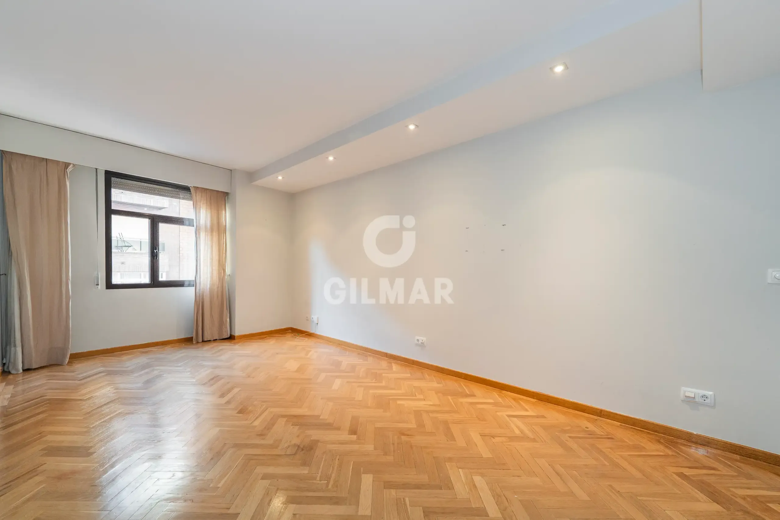 Apartment in Hispanoamérica - Madrid