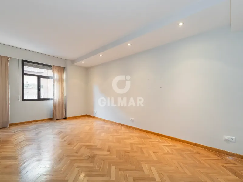 Apartment in Hispanoamérica - Madrid
