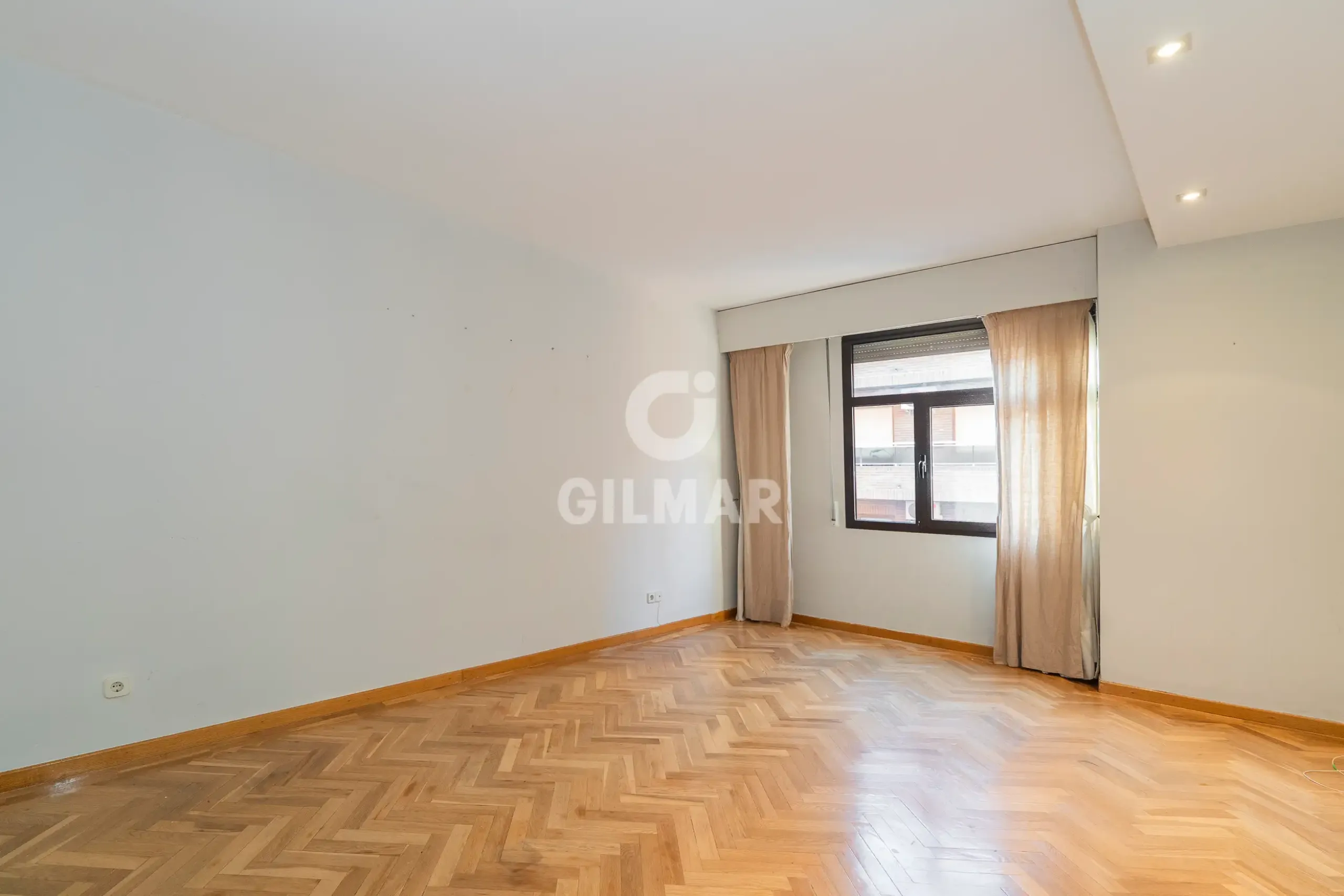 Apartment in Hispanoamérica - Madrid