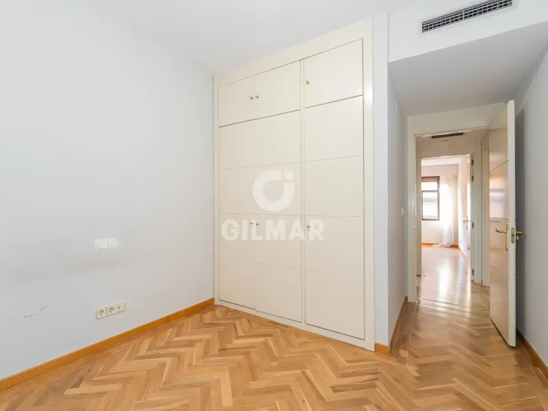 Apartment in Hispanoamérica - Madrid