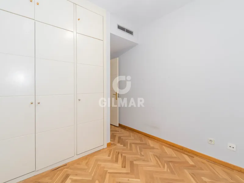 Apartment in Hispanoamérica - Madrid