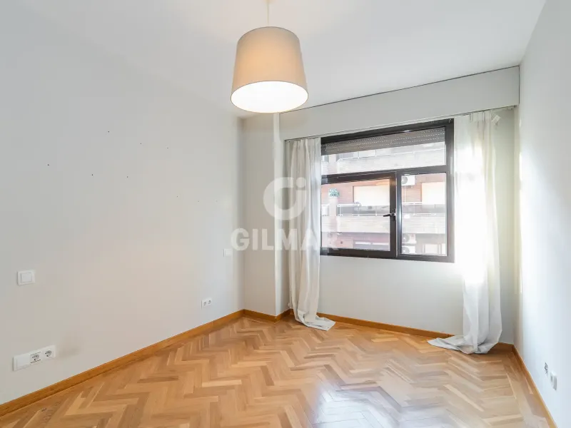 Apartment in Hispanoamérica - Madrid