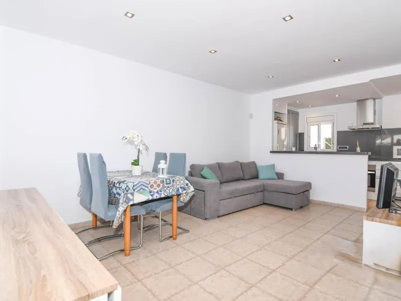 House with Terrace, Parking and Community Pool in Coma Ruga, Costa Brava