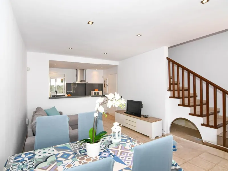 House with Terrace, Parking and Community Pool in Coma Ruga, Costa Brava