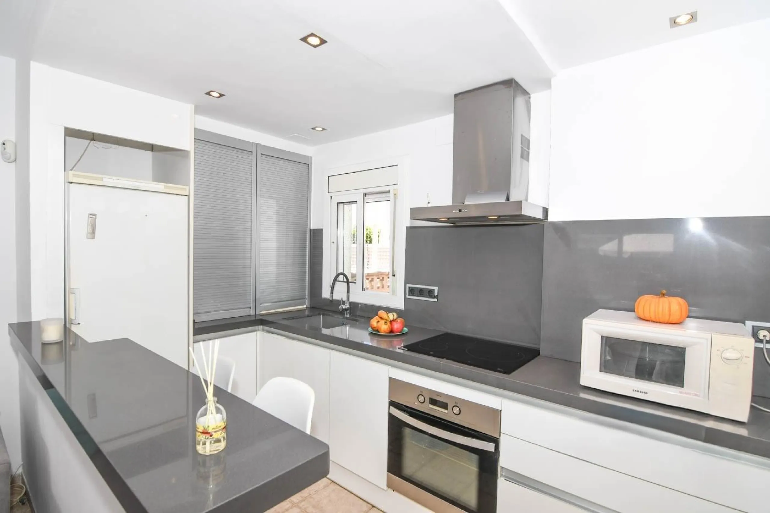 House with Terrace, Parking and Community Pool in Coma Ruga, Costa Brava