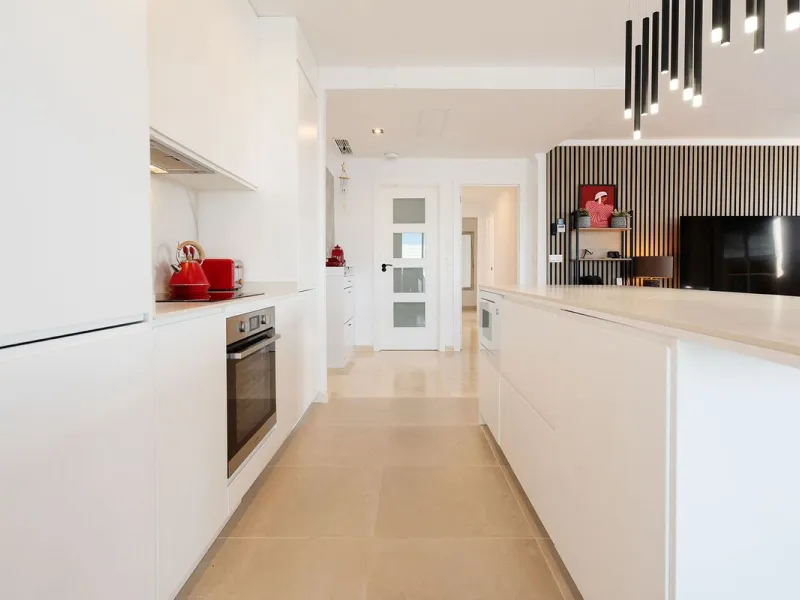 Appartment | Fully Renovated in 2025 | 3 Bedrooms • 3 Bathrooms • 150 m² Interior • 125 m² Exterior • Sunset Views