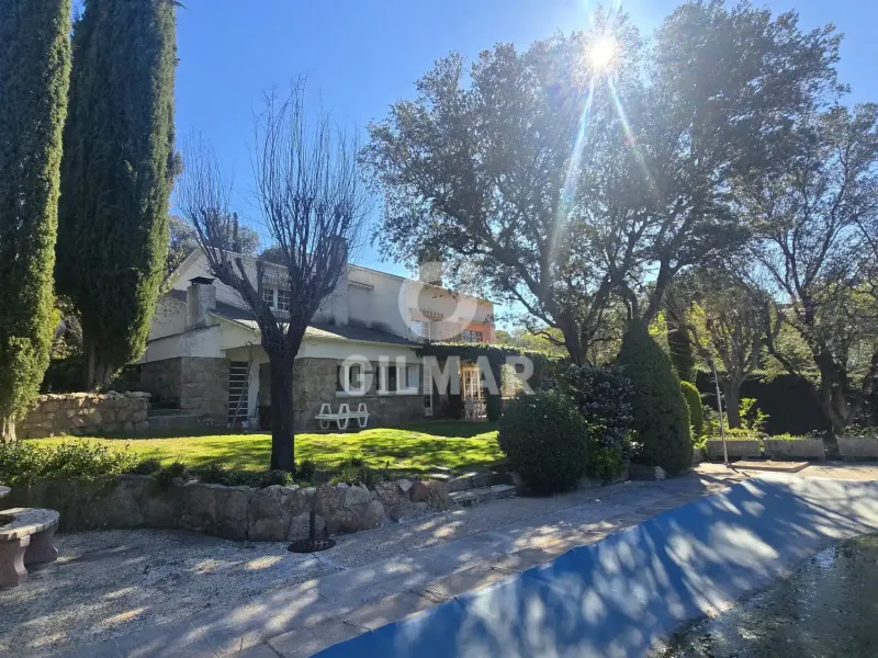 Villa in Valdemorillo - Madrid