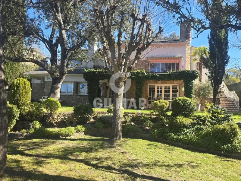 Villa in Valdemorillo - Madrid