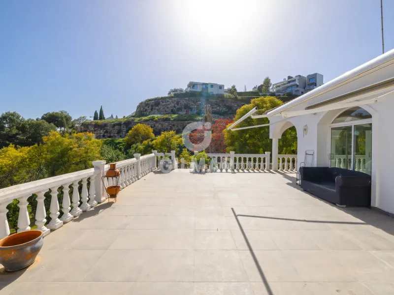 Villa in Estepona Este - Málaga
