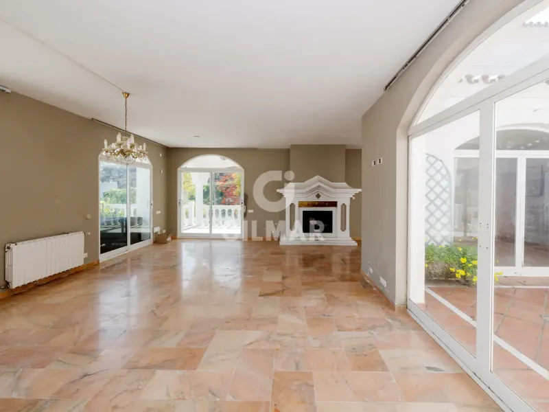 Villa in Estepona Este - Málaga
