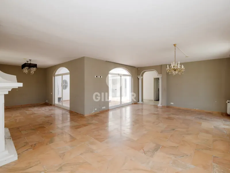 Villa in Estepona Este - Málaga