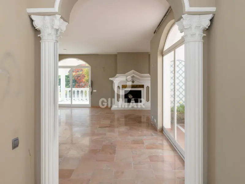 Villa in Estepona Este - Málaga