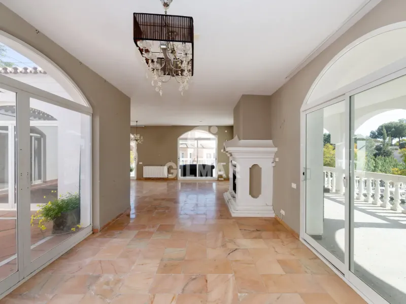 Villa in Estepona Este - Málaga