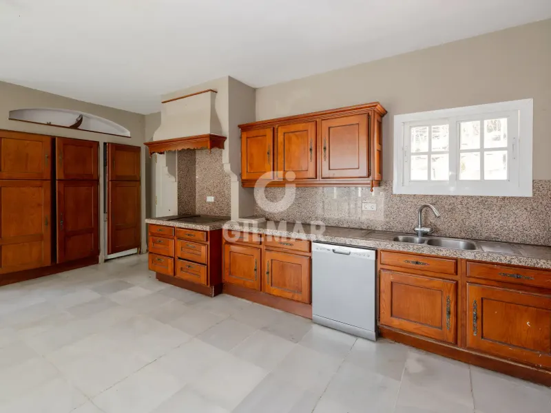 Villa in Estepona Este - Málaga