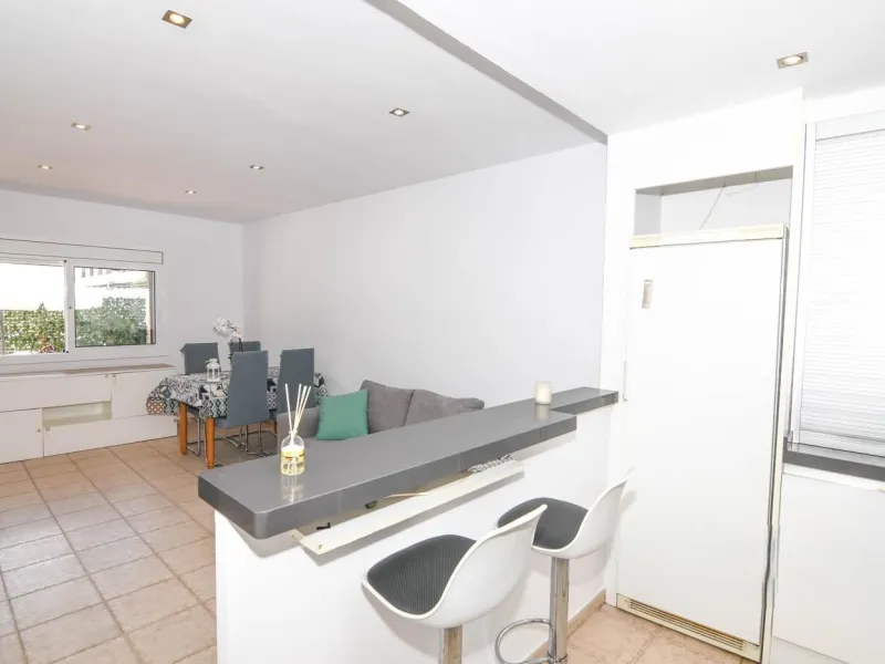 House with Terrace, Parking and Community Pool in Coma Ruga, Costa Brava