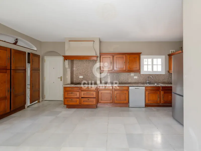 Villa in Estepona Este - Málaga
