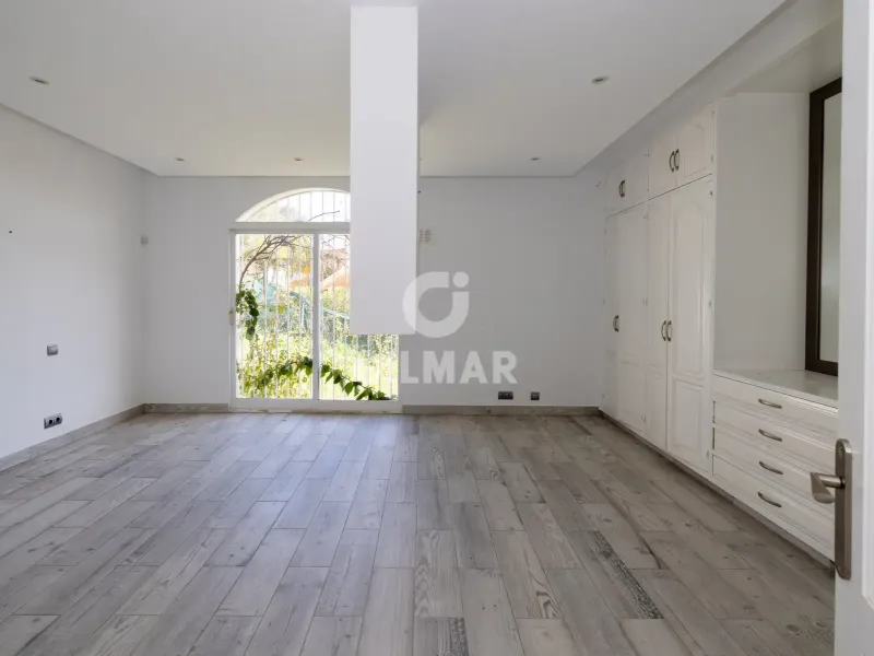 Villa in Estepona Este - Málaga