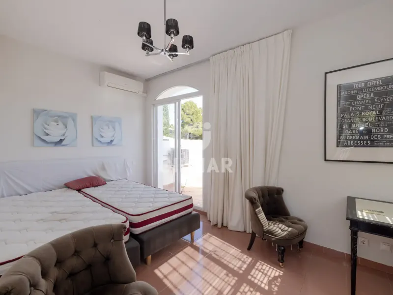 Villa in Estepona Este - Málaga
