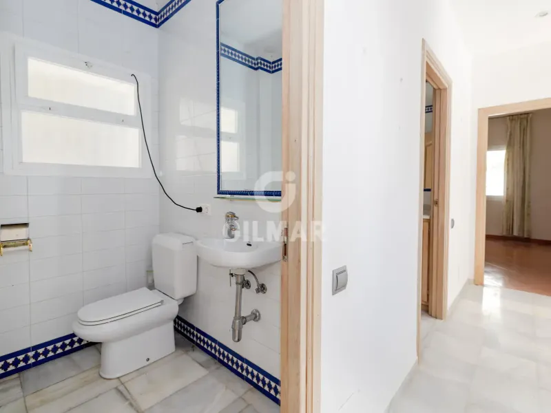 Villa in Estepona Este - Málaga