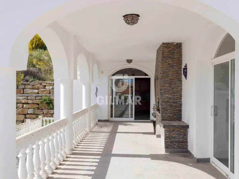 Villa in Estepona Este - Málaga