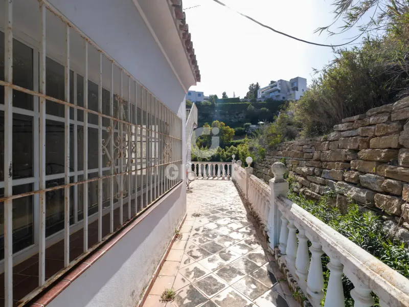 Villa in Estepona Este - Málaga